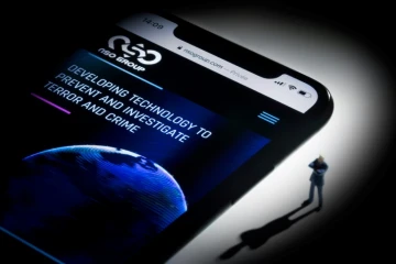 Le logo du groupe NSO, fabricant du logiciel Pegasus, sur un écran de smartphone en juillet 2021 