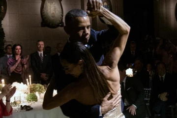 Le président Barack Obama avec une danseuse de tango le 23 mars 2016 à Buenos Aires