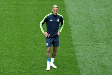 L'attaquant brésilien Neymar à l'entraînement au stade de Saint-Pétersbourg le 21 juin 2018 avant la rencontre du groupe E avec le Costa Rica