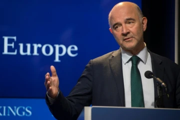 Le commissaire européen aux Affaires économiques, Pierre Moscovici, se félicite de la "bonne nouvelle" car "plus de croissance, c'est plus d'investissements et d'emplois"
