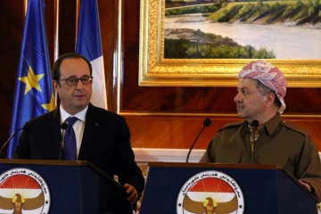 Le leader kurde iraquien Massud Barzani et le président Francois Hollande, à Arbil le 2 janvier 2017