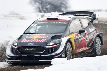 Le Français Sébastien Ogier au volant de sa Ford Fiesta lors de la spéciale 10 du Monte-Carlo entre St Léger Les Mélèzes et La Bâtie Neuve, le 27 janvier 2018