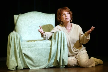 Maria Pacôme le 13 décembre 2002 lors de répétitions à la Gaîté Montparnasse
