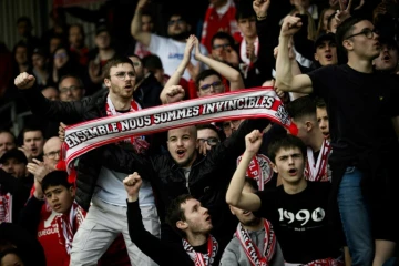 Les supporters de Brest lors du match remporté 4-3 face à Metz, le 7 avril 2024 au stade Francis-Le-Blé