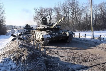 Image diffusée le 15 février 2022 par le ministère russe de la Défense, montrant des blindés quittant la zone de Brest (Bélarus) après des manoeuvres conjointes