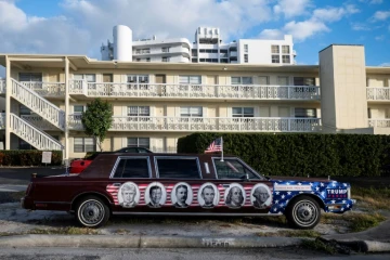 La voiture d'un partisan de Donald Trump, garée à West Palm Beach, en Floride, le 29 décembre 2020 