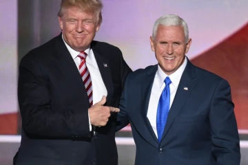 Donald Trump et Mike Pence qui a accepté d'être son vice-président à la Convention républicaine à Cleveland le 20 juillet 2016
