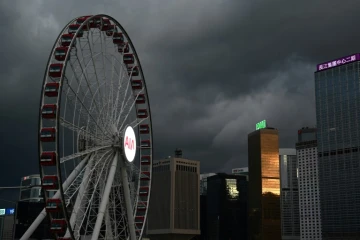 Nuages d'orage au-dessus de Hong Kong, le 5 septembre 2024, alors que le super typhon Yagi se dirige vers la Chine