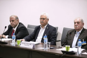 George Sabra (C) membre du HCN  (Haut comité des négociations) le 18 avril 2016 à Genève 