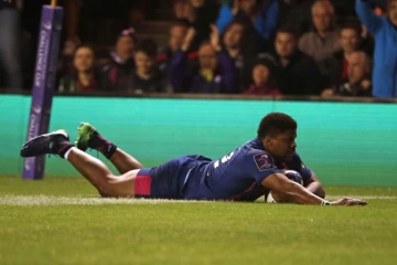 Le trois-quarts centre du Stade Français Jonathan Danty inscrit un essai contre Gloucester en finale du Challenge européen, le 12 mai 2017 à Edinburgh