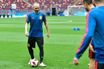 Le milieu de terrain de l'Espagne Andres Iniesta à l'entraîement à la veille du 8e de finale contre la Russie, le 30 juin 2018 à Moscou 
