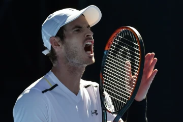 Le Britannique Andy Murray lors du match contre l'Allemand Mischa Zverev, le 22 janvier 2017 à Melbourne pour les huitièmes de finale de l'Open d'Australie