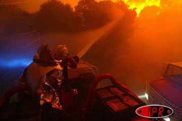 mercredi 30 juillet 2003
De violents incendies continuent  de ravager le massif des maures dans le Var (Sud de l'Hexagone)
Photo Frédéric Lafargue