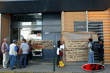 Mercredi 2 juillet 2003
À La Réunion comme en métropole, les intermittents du spectacle dénoncent la modification de leur mode d'indemnisation du chômage

Les intermittents du spectacle se sont retrouvé ce mercredi 2 juillet 2003 après-midi à la direction