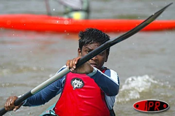 La pratique du kayak polo se développe à La Réunion