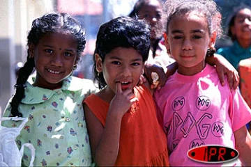 &quot;Et si on s'la jouait fraternel&quot; pour une île de La Réunion sans racisme (Archive)