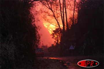 Lundi 16 avril 2007 -

Nuit volcanique au Tremblet (Saint-Philippe)