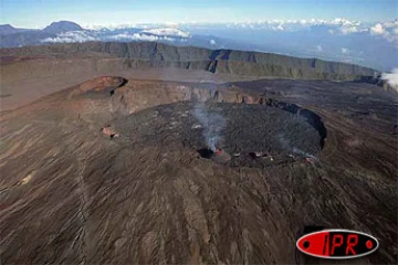 Piton de la Fournaise - Cratère Dolomieu - mardi 6 décembre 2006