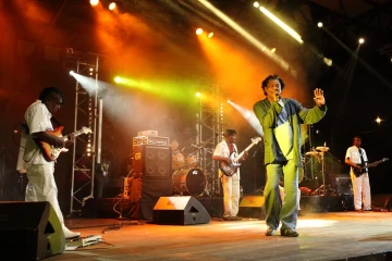 Samedi 11 février 2012 - Concert anniversaire de Cassiya (photo image-reunion.re pour www.ipreunion.com)