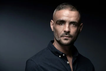 Nordine, visé par sept tirs policiers à Stains, un "miraculé" face à la justice