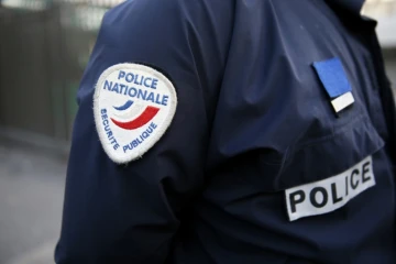 Les policiers protestent contre le rejet par la direction centrale de la police nationale d'un aménagement d'horaires qui leur aurait permis d'avoir un week-end sur deux complètement libre contre un sur six actuellement