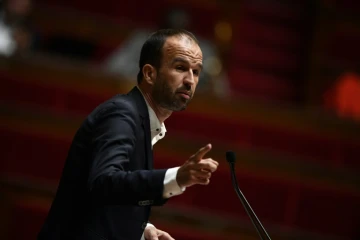 Manuel Bompard prend les rênes d'une France insoumise en mutation