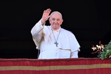 Le pape appelle à "faire taire les armes" en Ukraine et dans le monde