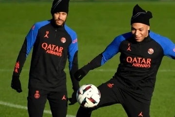 Le PSG reprend le fil de la Ligue 1 avec Mbappé et Neymar, en attendant Messi
