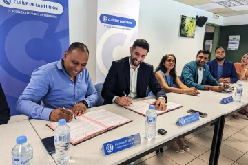 Signature - convention de partenariat - CCI Réunion et Synergie Family