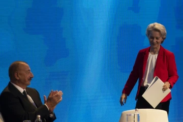 Une Europe élargie se rassemble à Prague face à Poutine