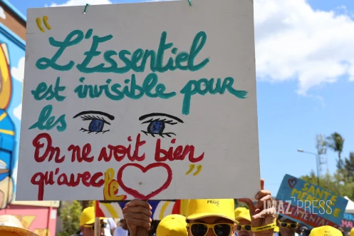Troubles psychiques : une marche et de la bonne humeur pour combattre l’isolement et les préjugés [?]