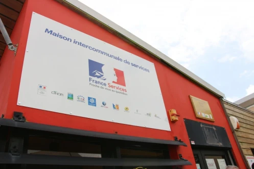 Maison france services de Village-Desprez : huit services publics réunis