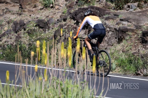 cycliste la montagne 