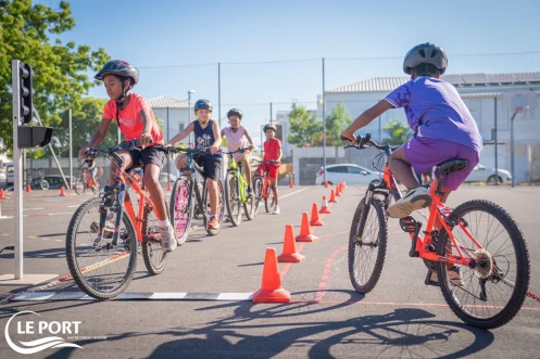 Le Port Inauguration d’un atelier des mobilités à Ariste Bolon