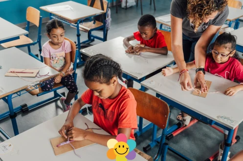 moment créatif à lécole du bonheur 
