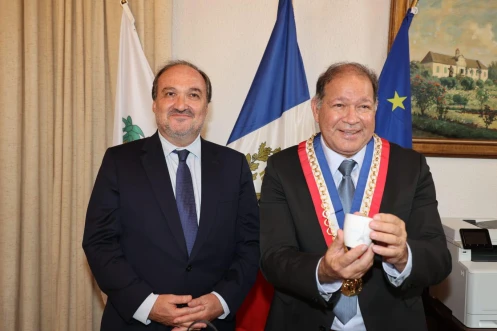L'ambassadeur de France au Mozambique accueilli à Saint-Pierre