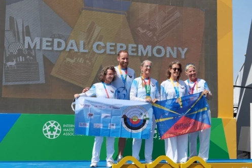 5 archers réunionnais remporte médaills au open master games à abu dhabi 