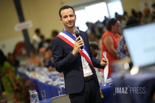 Le Tampon : après sa victoire, Alexis Chaussalet s'installe à l'Hôtel de ville