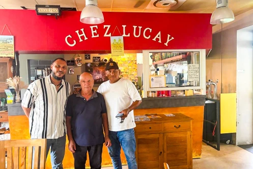 visite des élus et des personnels administratifs à cilaos 