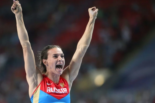 La perchiste russe Yelena Isinbayeva après avoir remporté les mondiaux à Moscou, le 13 août 2013