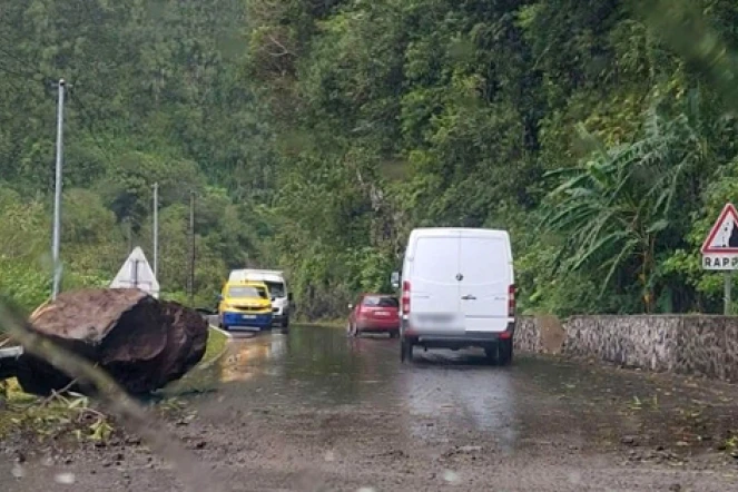 salazie, éboulis, éboulement, route