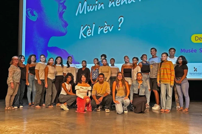 Concours KoZarlor : treize finalistes se préparent à défendre "leur rêve" sur scène
