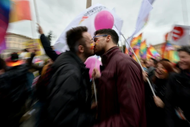 Des militants LGBT manifestent à Rome le 5 mars 2016