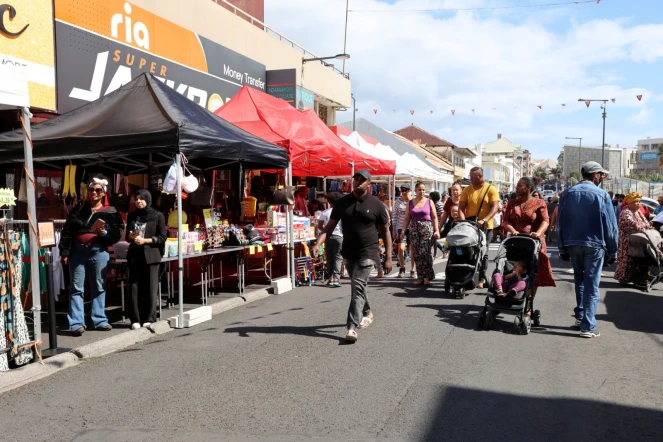 La Braderie de l’Océan investit la rue Maréchal Leclerc de Saint-Denis