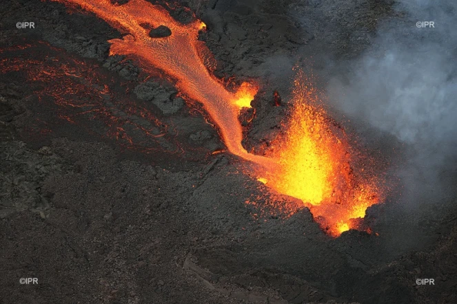 Volcan 10 avril 2021