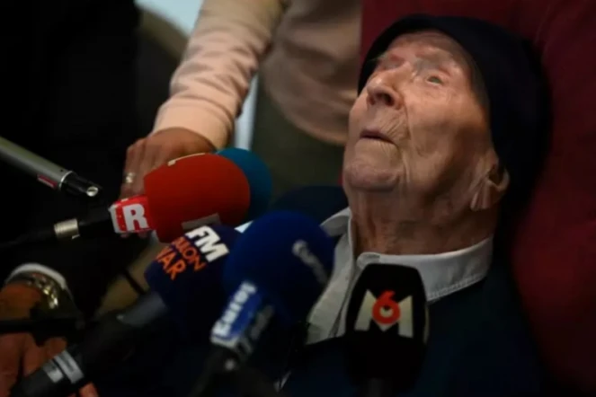 Soeur André, 118 ans, nouvelle doyenne de l'humanité, le 26 avril 2022 dans sa maison de retraite à Toulon, dans le Var ( AFP / CHRISTOPHE SIMON )