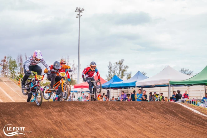 Le Port : une centaine de pilotes présents à la coupe régionale de BMX