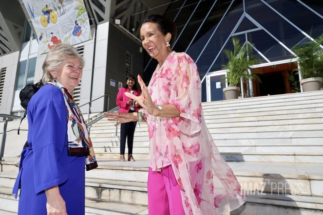 Elisa Ferreira Commissaire Européenne à la Cohésion et aux réformes visite Conseil Régional Huguette Bello 40 ans Région