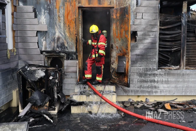 INCENDIE AU PORT OUEST