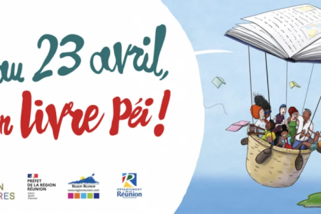 Je lis un livre péï